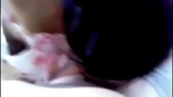 A Chinese Husband And Wife Indulge In Homemade Amateur Sex