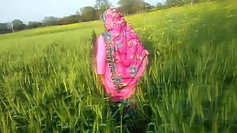 Sexo Al Aire Libre De La India Bhabhi En Hd