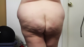 Bbw Domina Spanks And Whips Slave