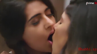 Shiny Dixit And Rani Gupta'S Passionate Lesbian Kiss In Indian Film