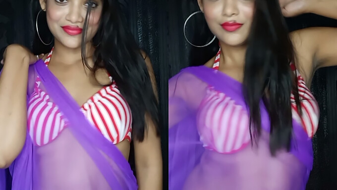 Le striptease sensuel de Rekha révèle sa beauté mince