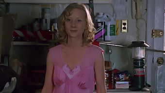 Anne Heche สวมบทบาทตํารวจนอกเครื่องแบบใน 