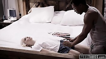 Interracial Surprise Creampie With A Blind Patient And Fake Doctor